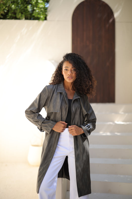 "جاكيت جلد مبطن شتوي طويل – Zoya"