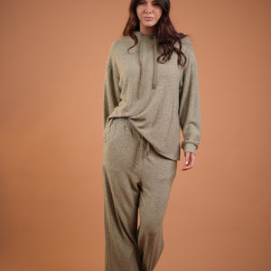 سويت تريكو مدفر كابشوه Zoya