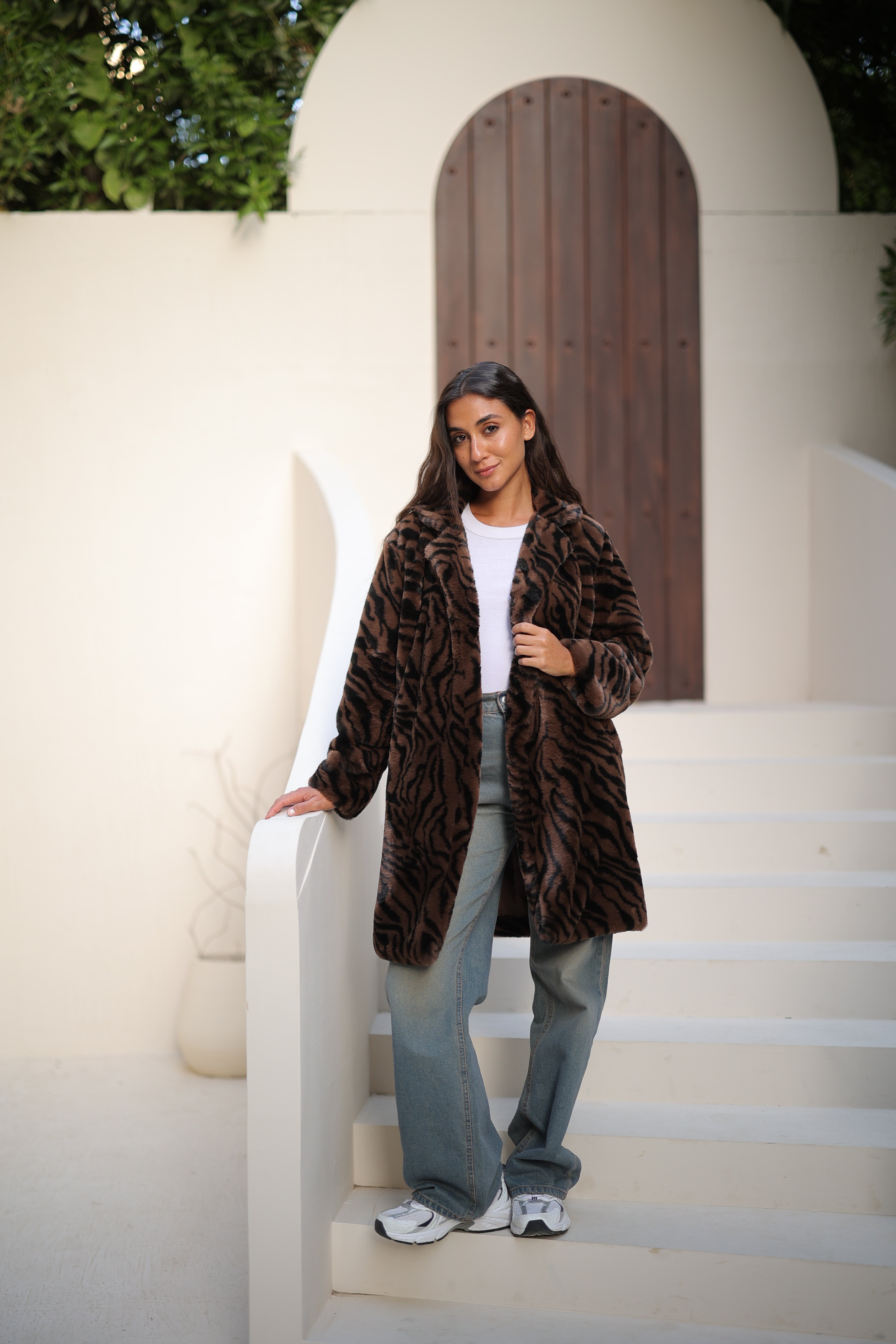 جاكيت فرو طويل Zoya