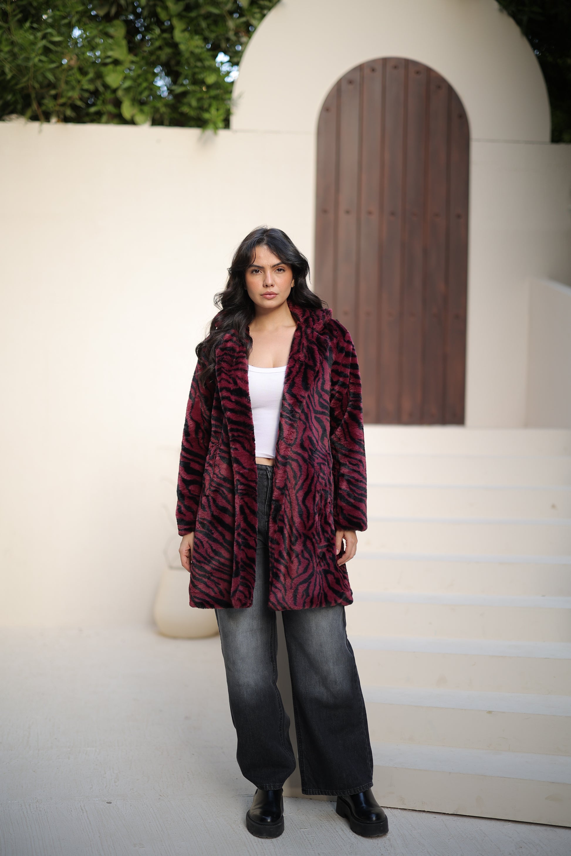 جاكيت فرو طويل Zoya